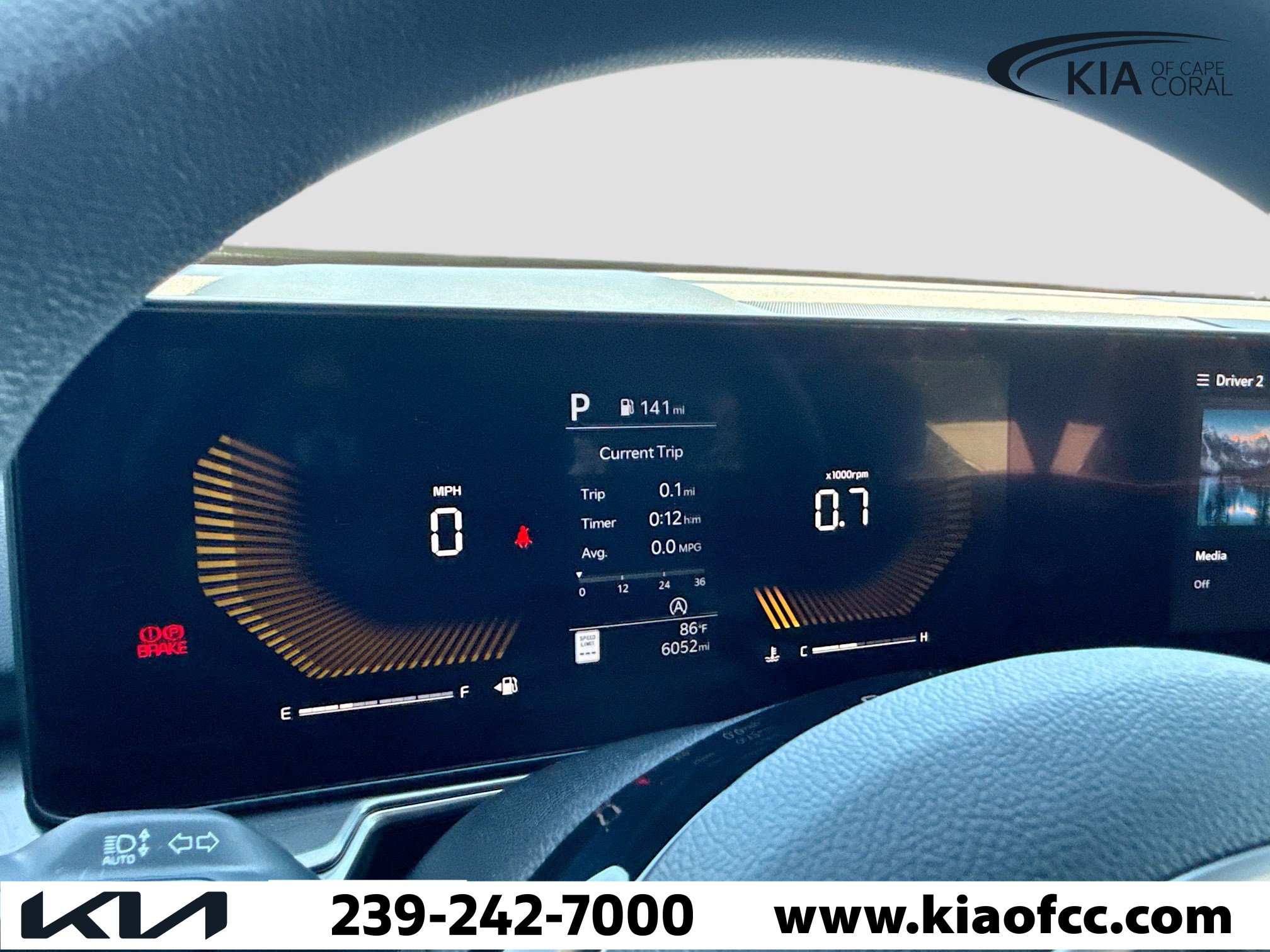 Certified 2025 Kia Sorento LX image 37