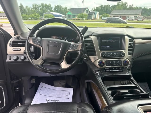 Used 2018 GMC Yukon XL Denali w/ Denali Ultimate Package AWD/4WD image 16