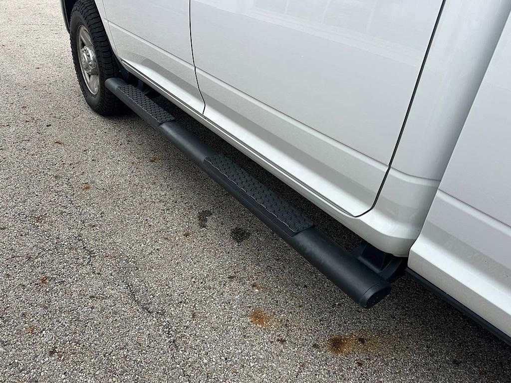 Used 2024 RAM 2500 Tradesman w/ Chrome Appearance Group AWD/4WD image 12