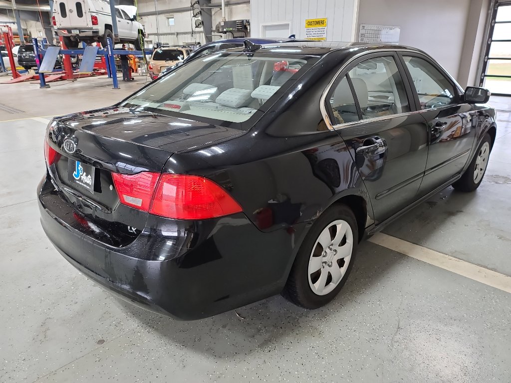 Used 2009 Kia Optima LX image 5