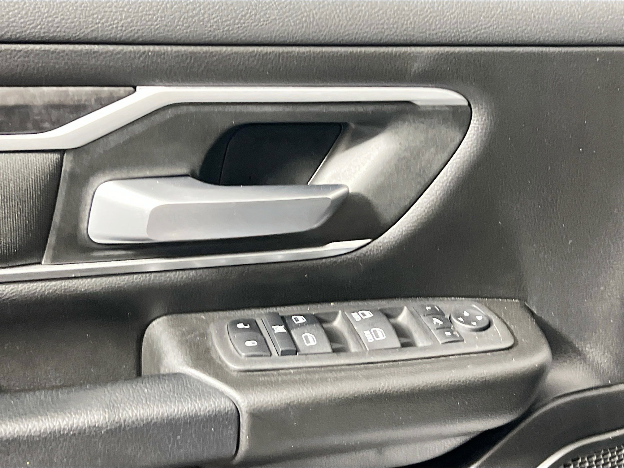 Used 2023 RAM 1500 Lone Star AWD/4WD image 16