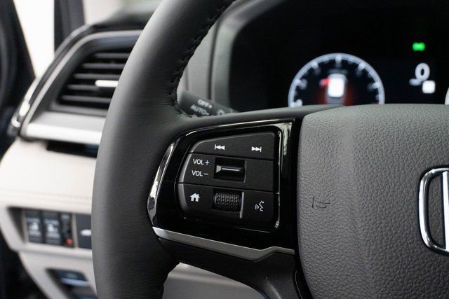 New 2026 Honda Odyssey Touring image 26