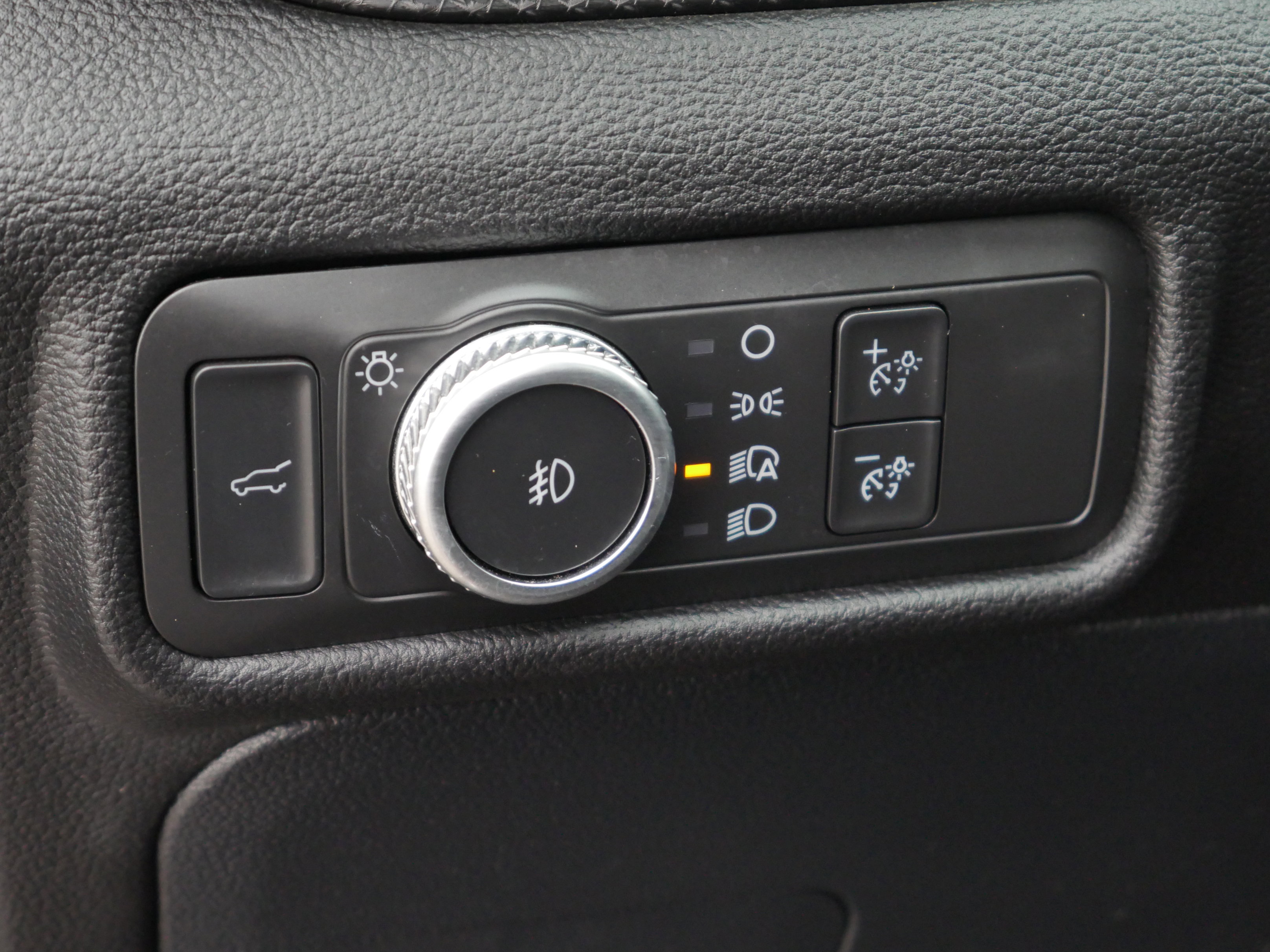 Certified 2021 Ford Explorer ST image 6