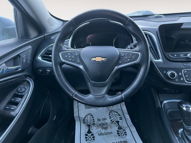 Used 2020 Chevrolet Malibu Premier image 11