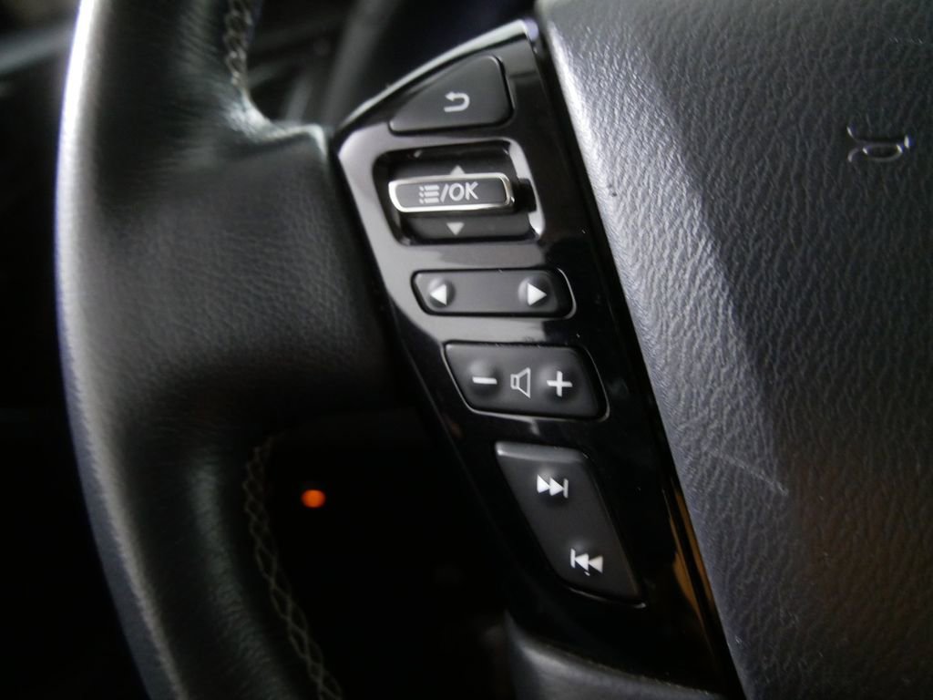 Used 2022 INFINITI QX80 Luxe image 23