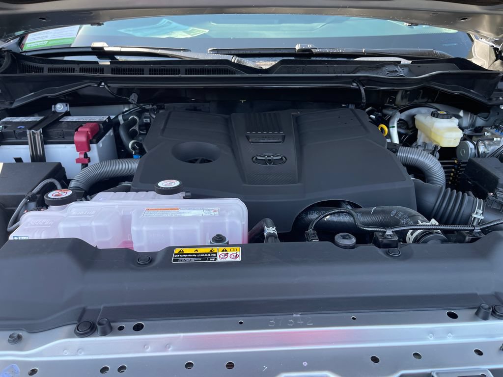 New 2026 Toyota Tundra SR5 AWD/4WD image 9
