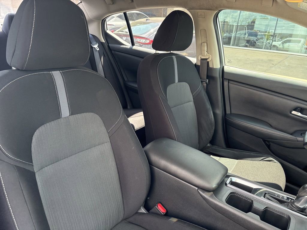 Used 2021 Nissan Sentra SV FWD image 13