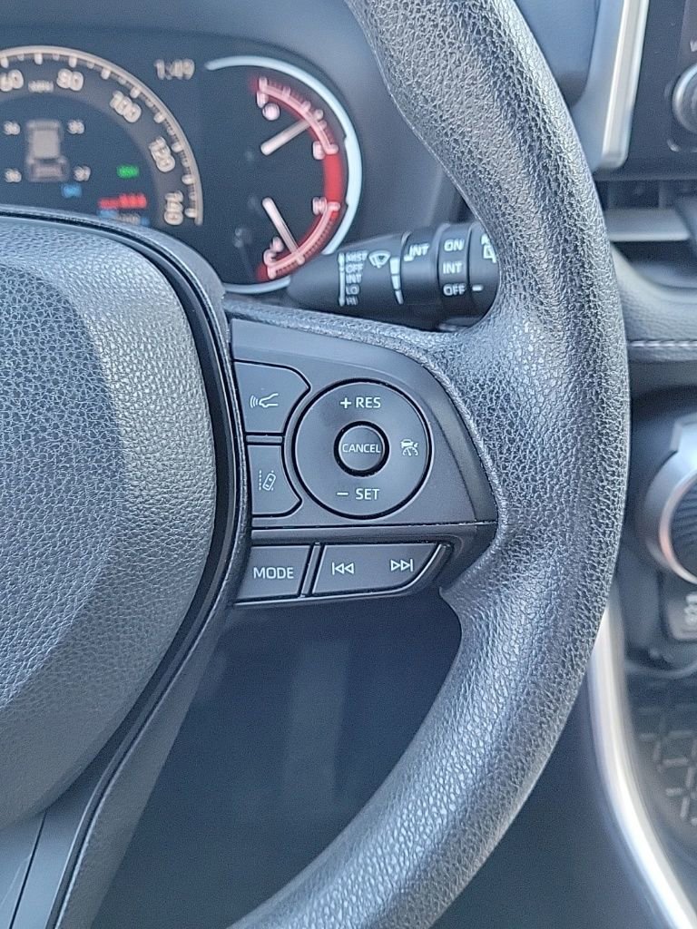 Used 2023 Toyota RAV4 XLE image 24