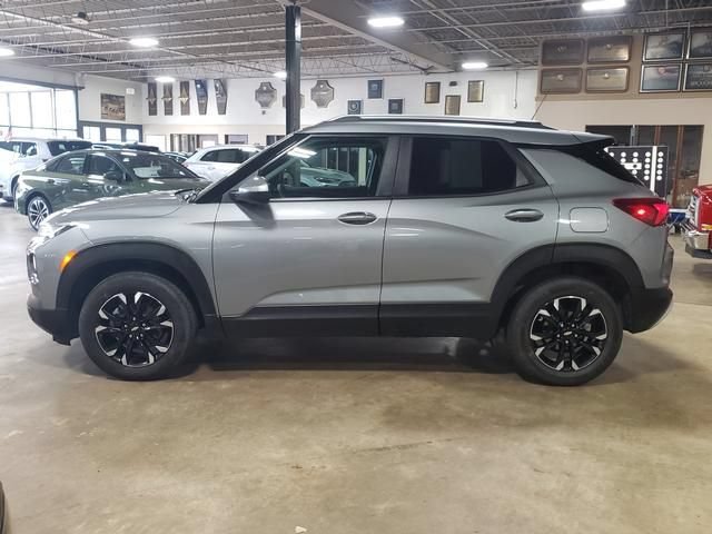 Used 2023 Chevrolet TrailBlazer LT w/ Convenience Package AWD/4WD image 7