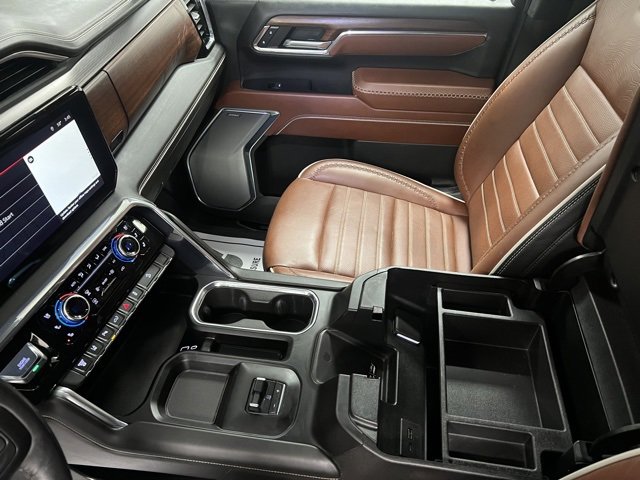 Used 2024 GMC Sierra 3500 Denali Ultimate image 41