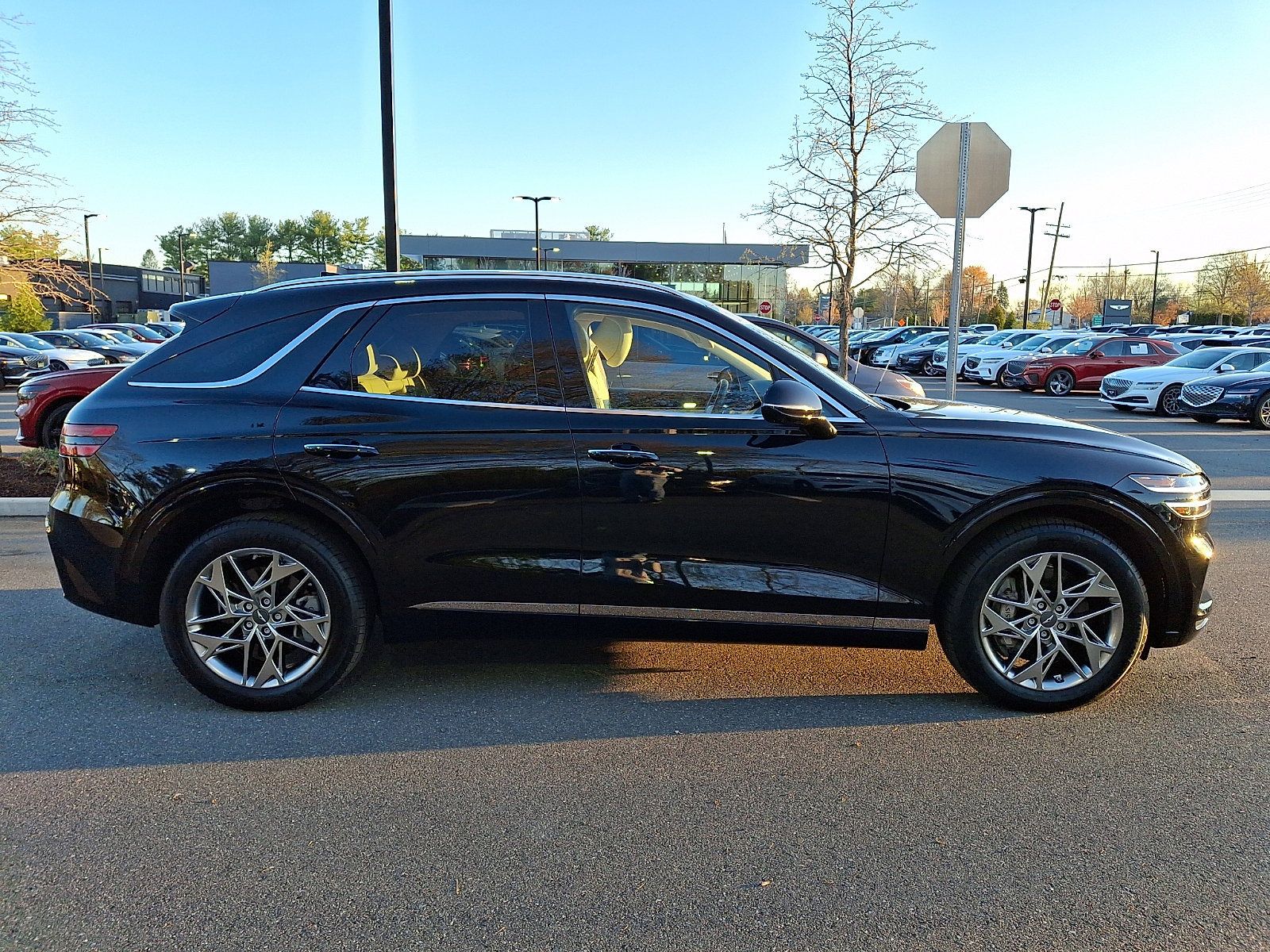 Certified 2025 Genesis GV70 2.5T w/ Advanced Package image 4