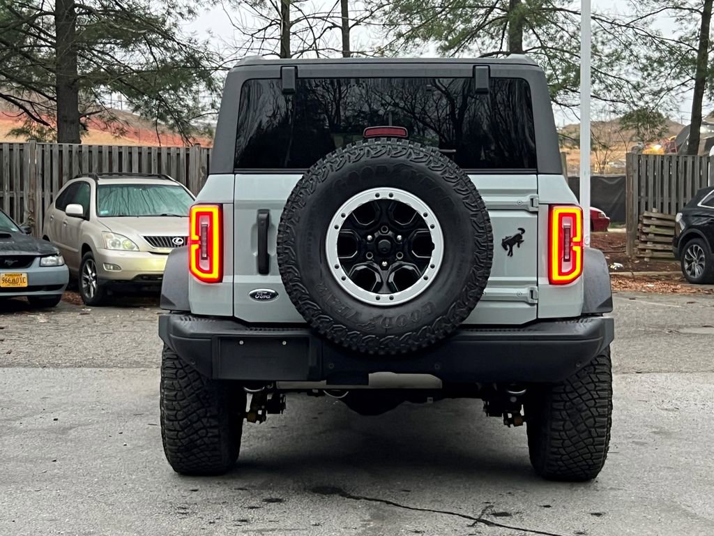 Used 2024 Ford Bronco Badlands image 6