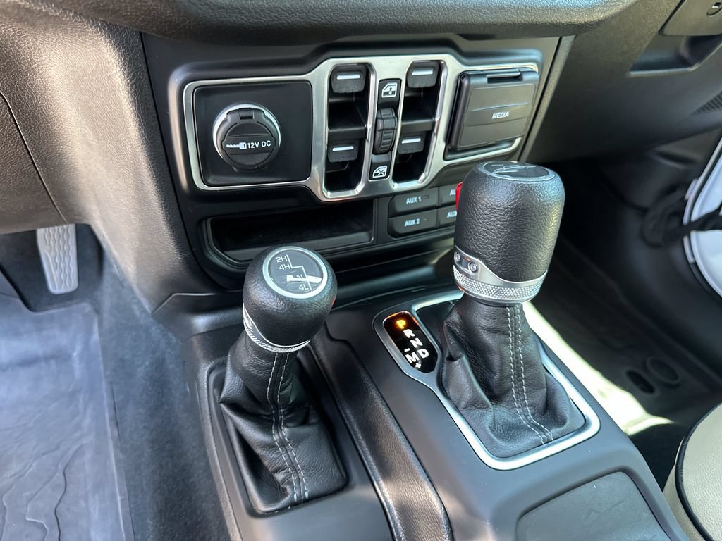 Used 2024 Jeep Gladiator Sport AWD/4WD image 27