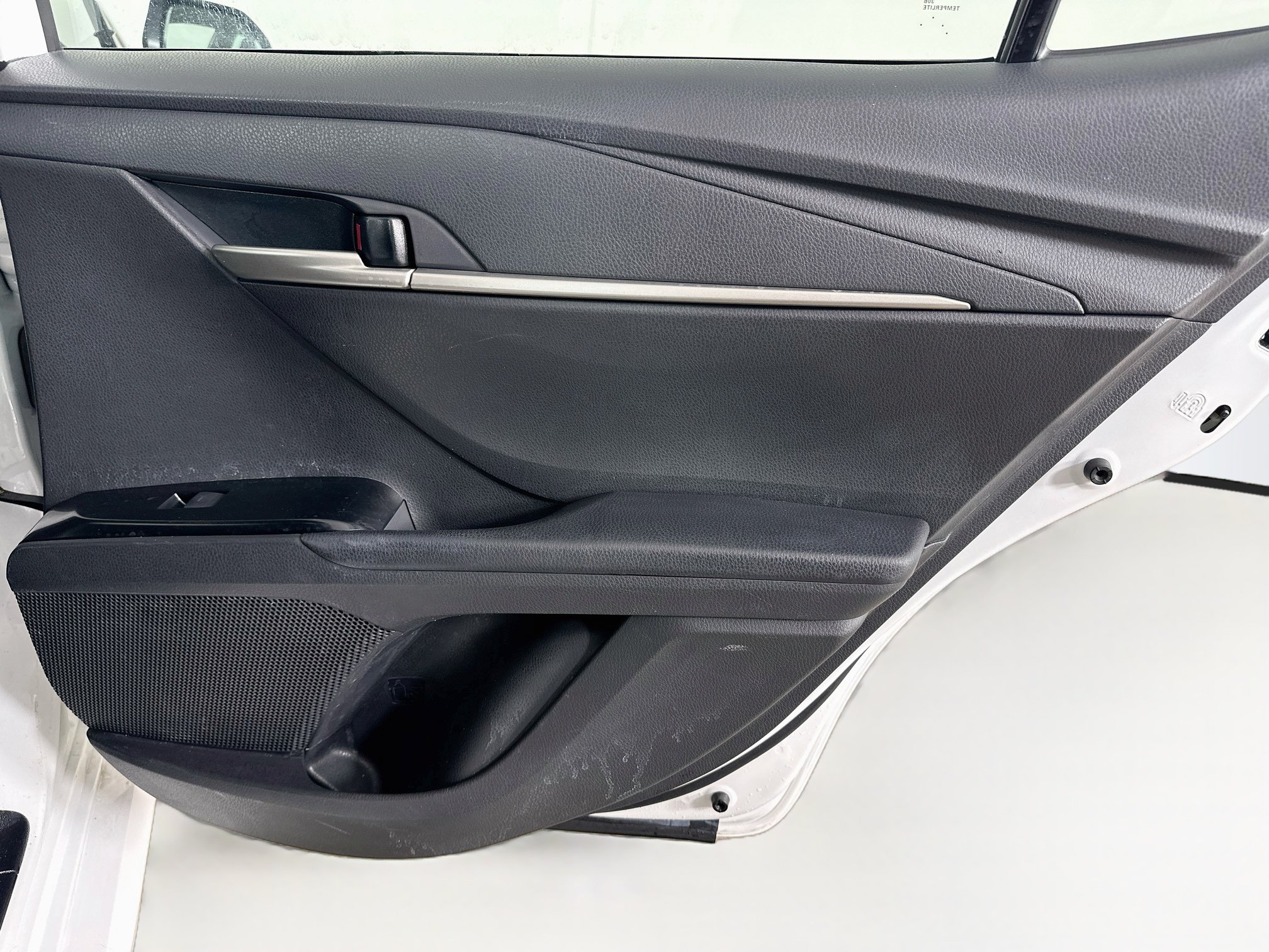 Used 2025 Toyota Camry LE FWD image 28