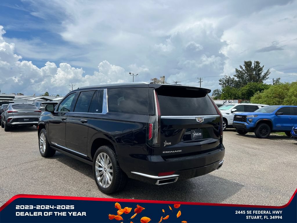 Used 2021 Cadillac Escalade ESV Premium Luxury w/ Driver Assist Tech Package RWD image 5