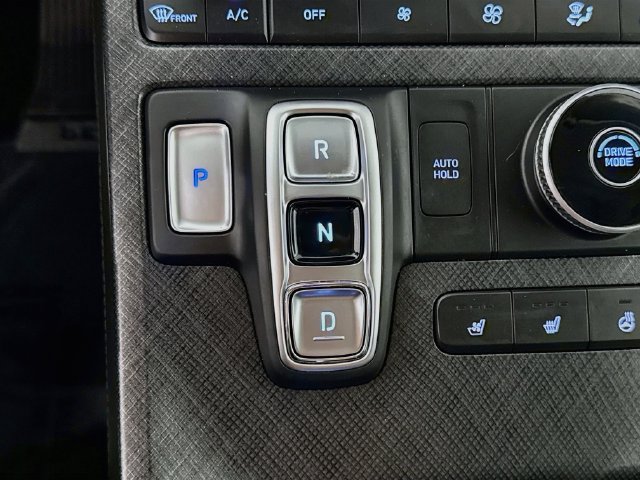 Used 2024 Hyundai Palisade Limited FWD image 19