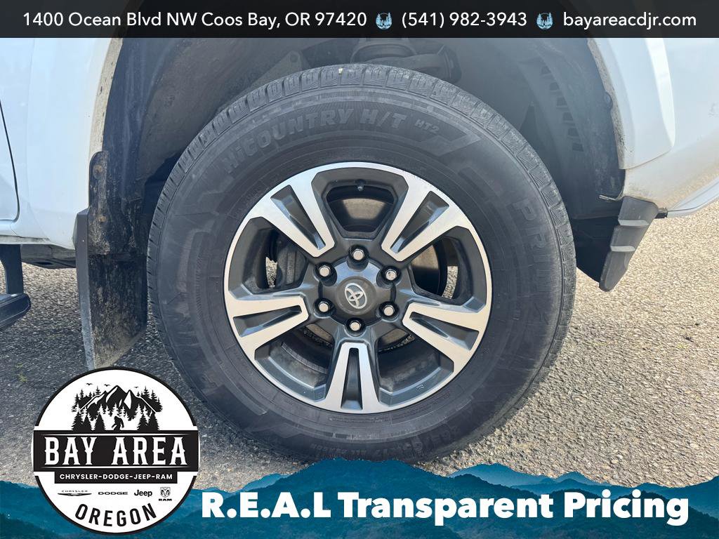 Used 2017 Toyota Tacoma 4x4 Double Cab image 10