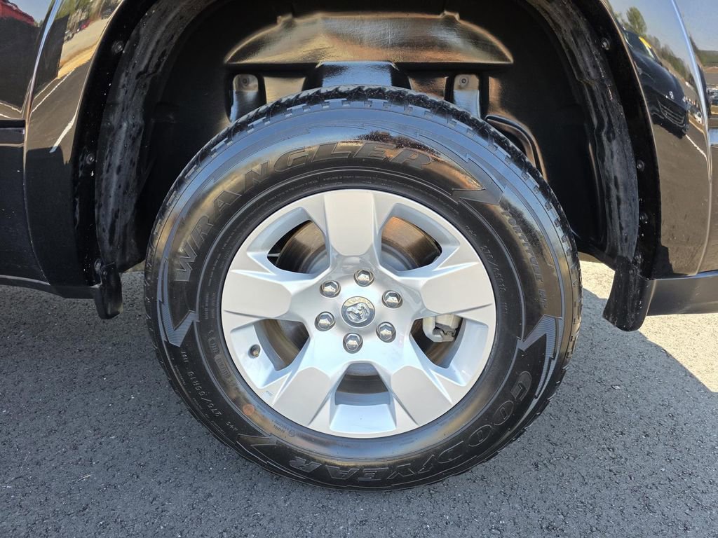 Used 2025 RAM 1500 Big Horn image 10