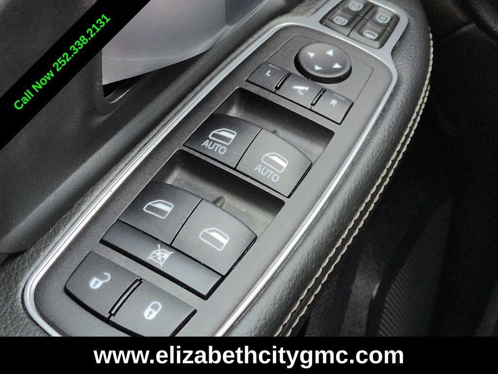 Used 2024 RAM 2500 Big Horn w/ Towing Technology Group AWD/4WD image 23