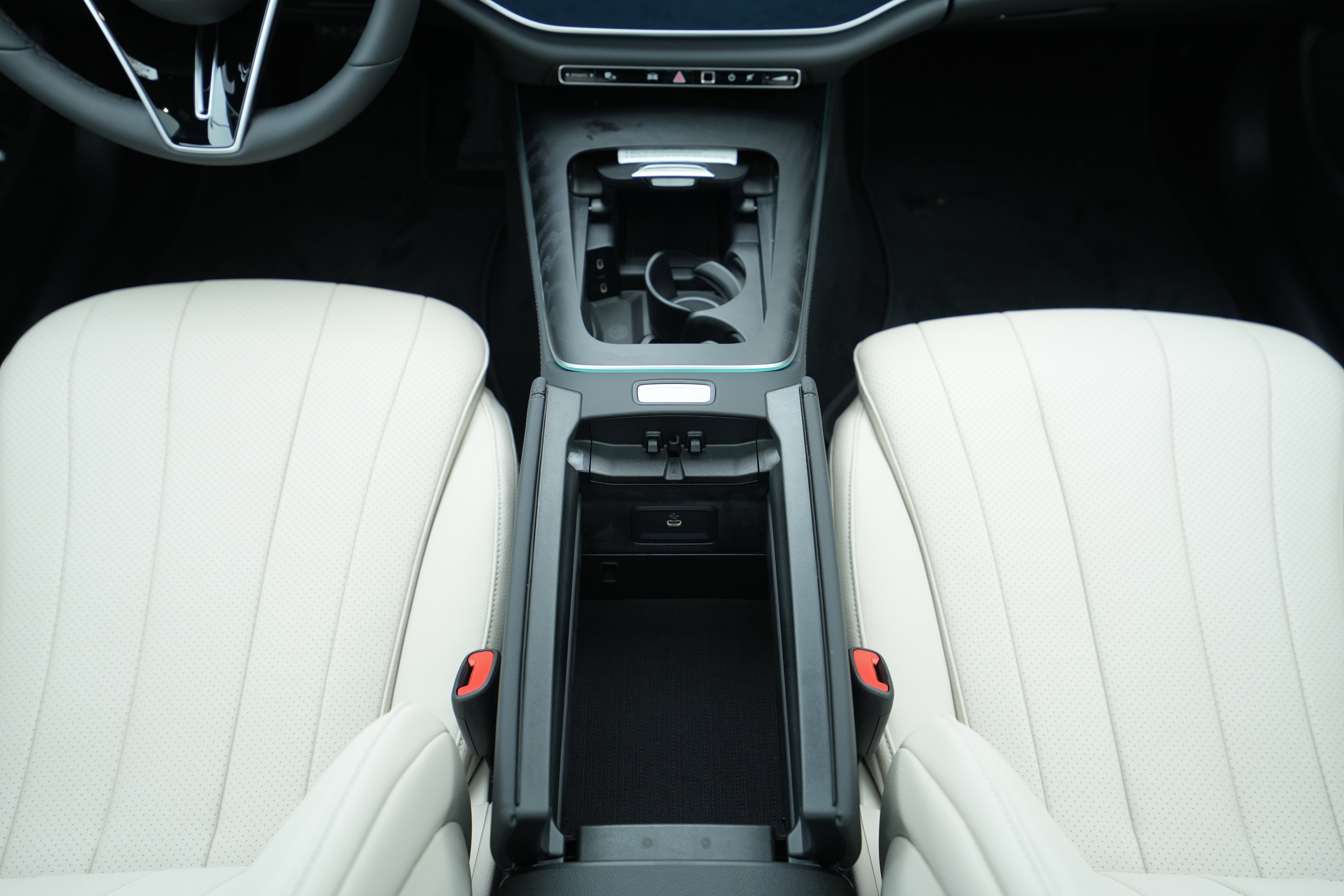 New 2026 Mercedes-Benz E 350 4MATIC Sedan image 28