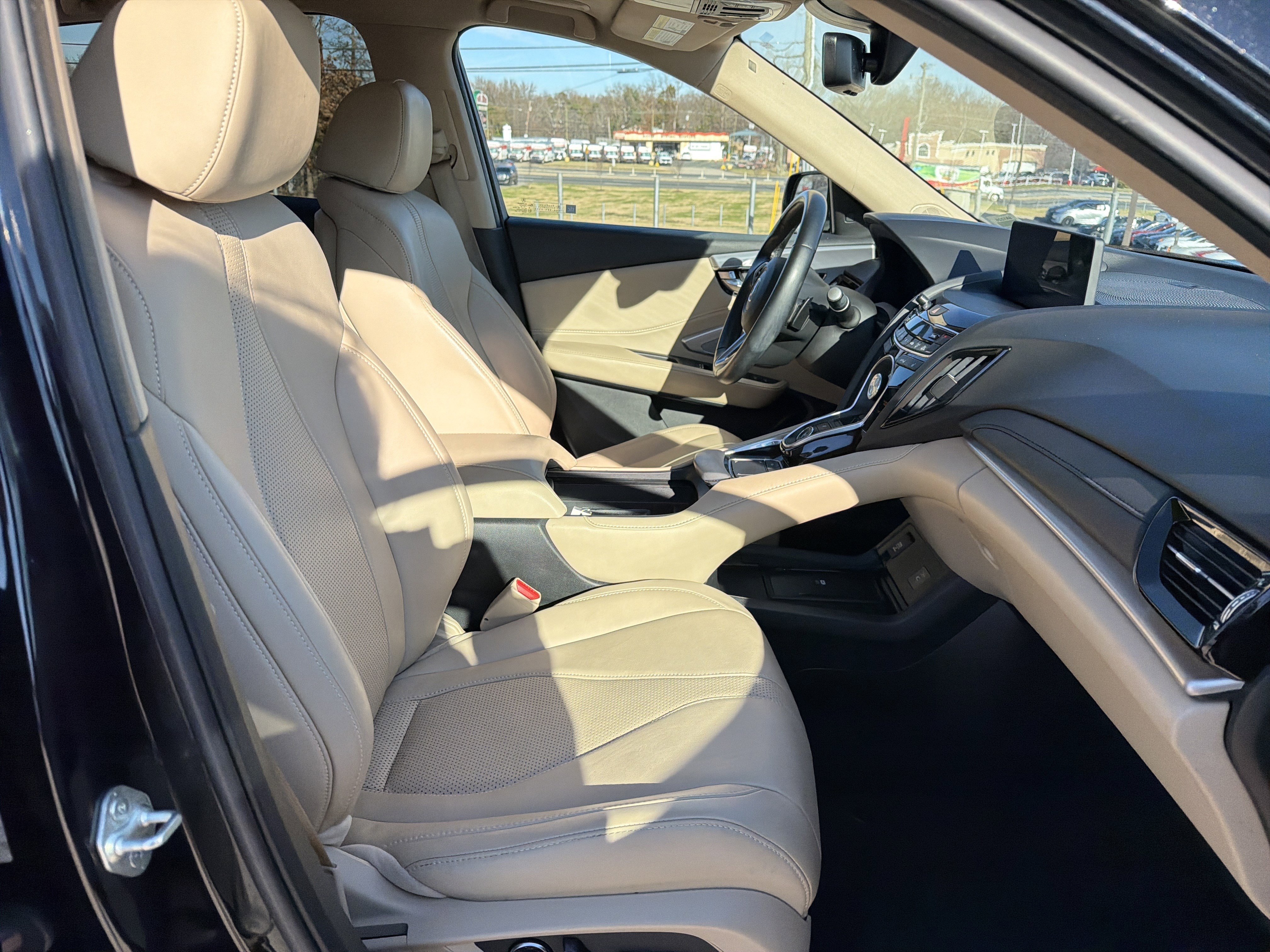 Certified 2023 Acura RDX FWD w/ Technology Package image 33