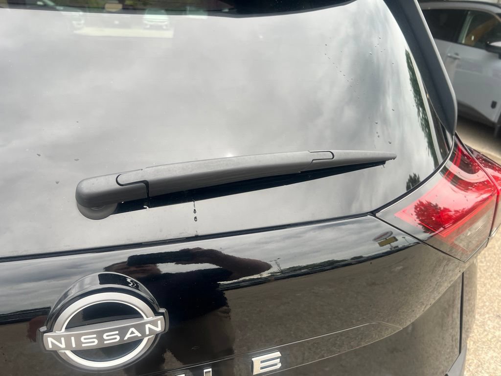 Certified 2023 Nissan Rogue SV AWD/4WD image 33