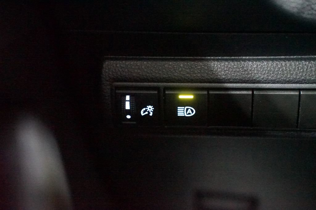 Certified 2024 Toyota Corolla LE image 22