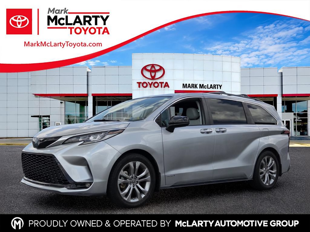 Used 2021 Toyota Sienna XSE w/ XSE Plus Package