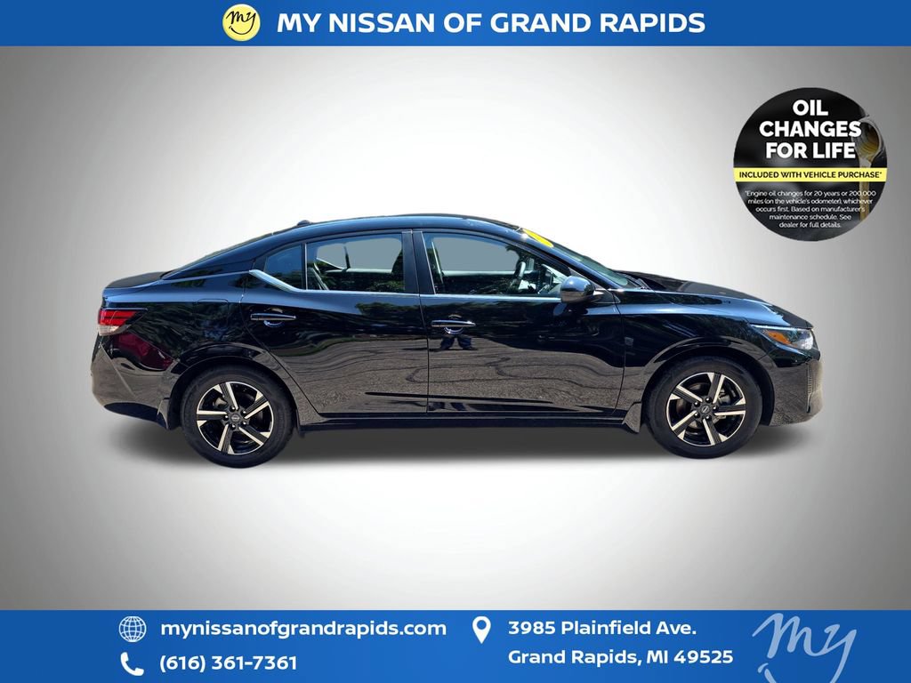 Used 2025 Nissan Sentra SV w/ All-Weather Package FWD image 9