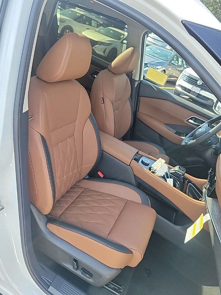 New 2026 Nissan Rogue Platinum w/ Platinum Premium Package image 37