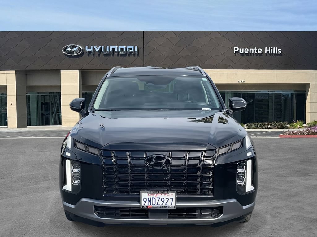 Used 2024 Hyundai Palisade SEL FWD image 2