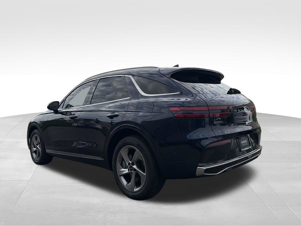 Used 2026 Genesis GV70 2.5T Advanced AWD/4WD image 15
