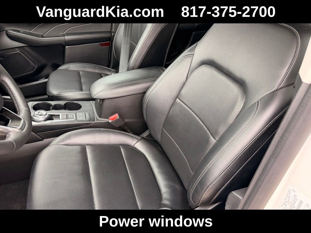 Used 2022 Ford Escape SEL image 13