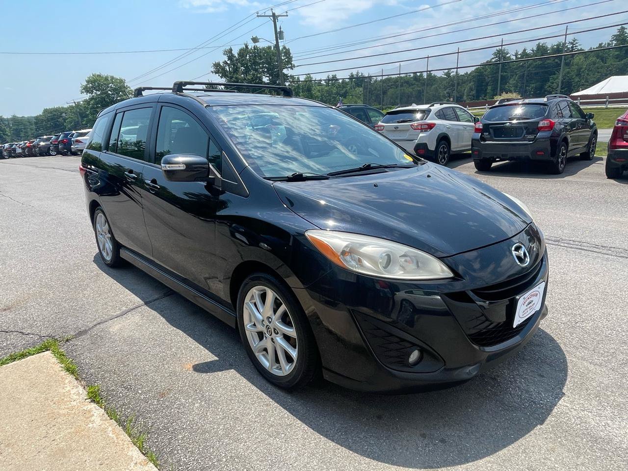 Used 2014 MAZDA MAZDA5 Touring w/ Moonroof & Audio Package FWD image 3