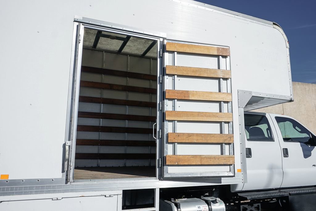 Used 2016 Ford F650 2WD Crew Cab Super Duty image 16