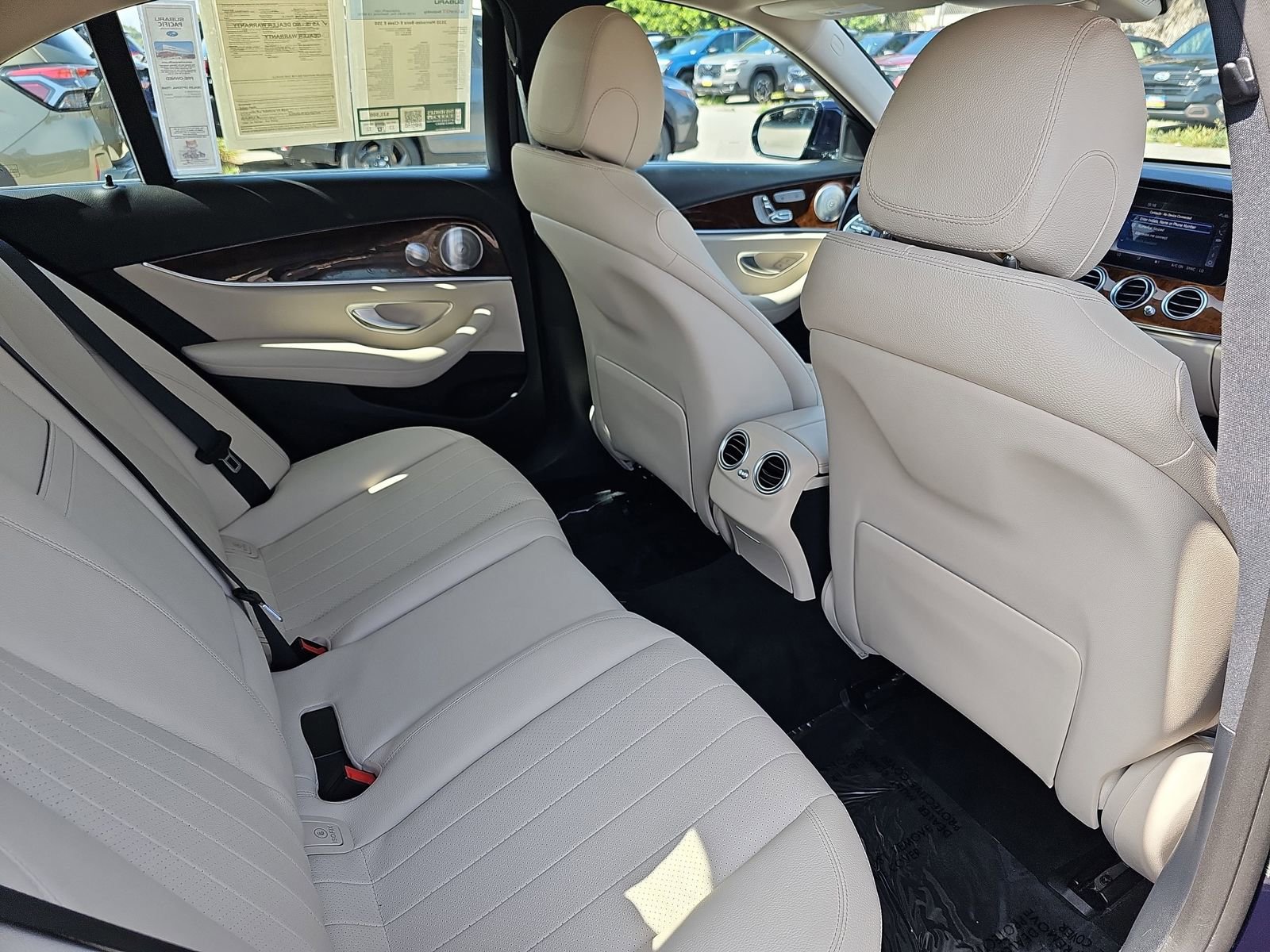 Used 2020 Mercedes-Benz E 350 Sedan image 11