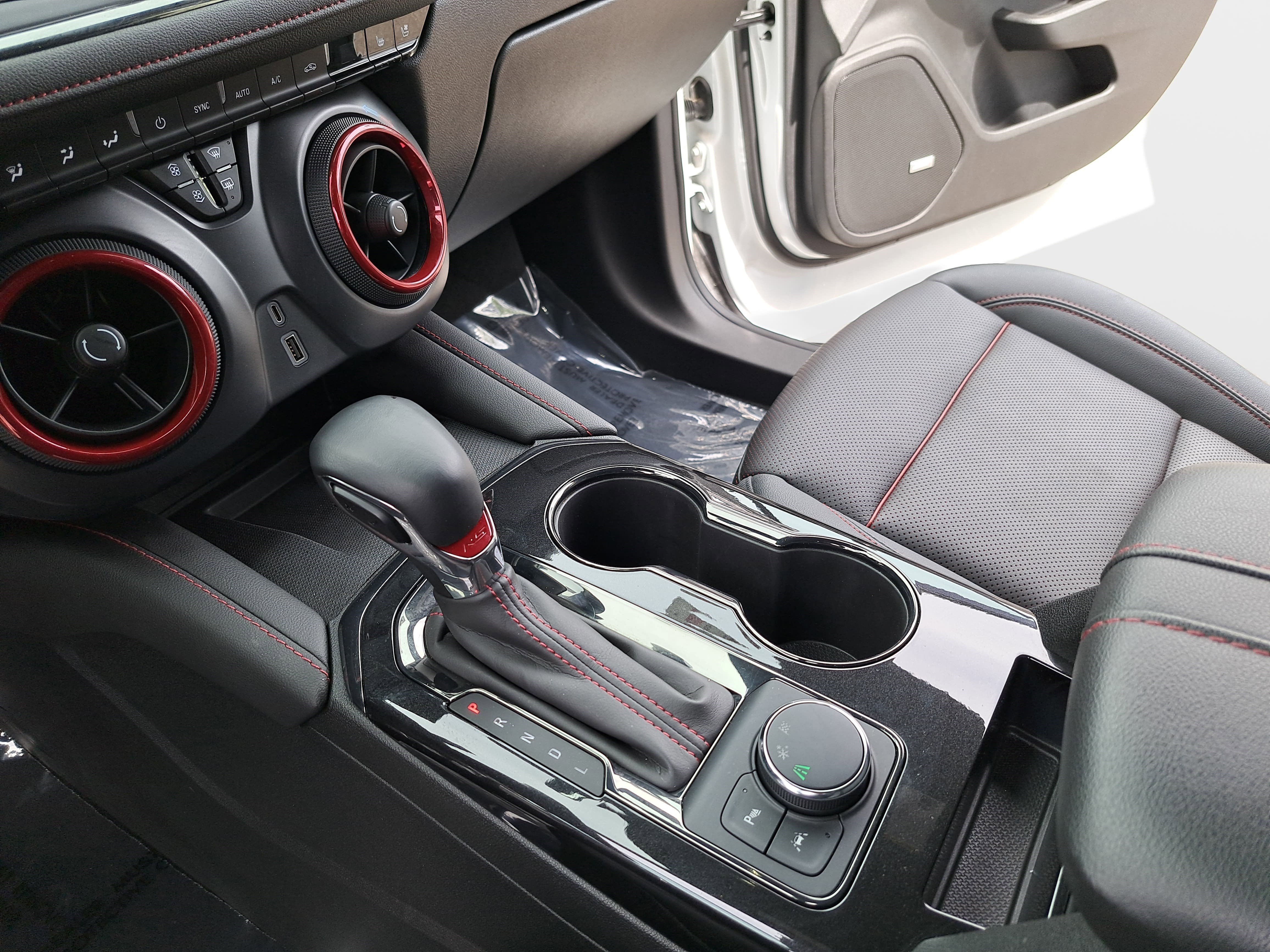 Used 2023 Chevrolet Blazer RS w/ Enhanced Convenience Package image 24