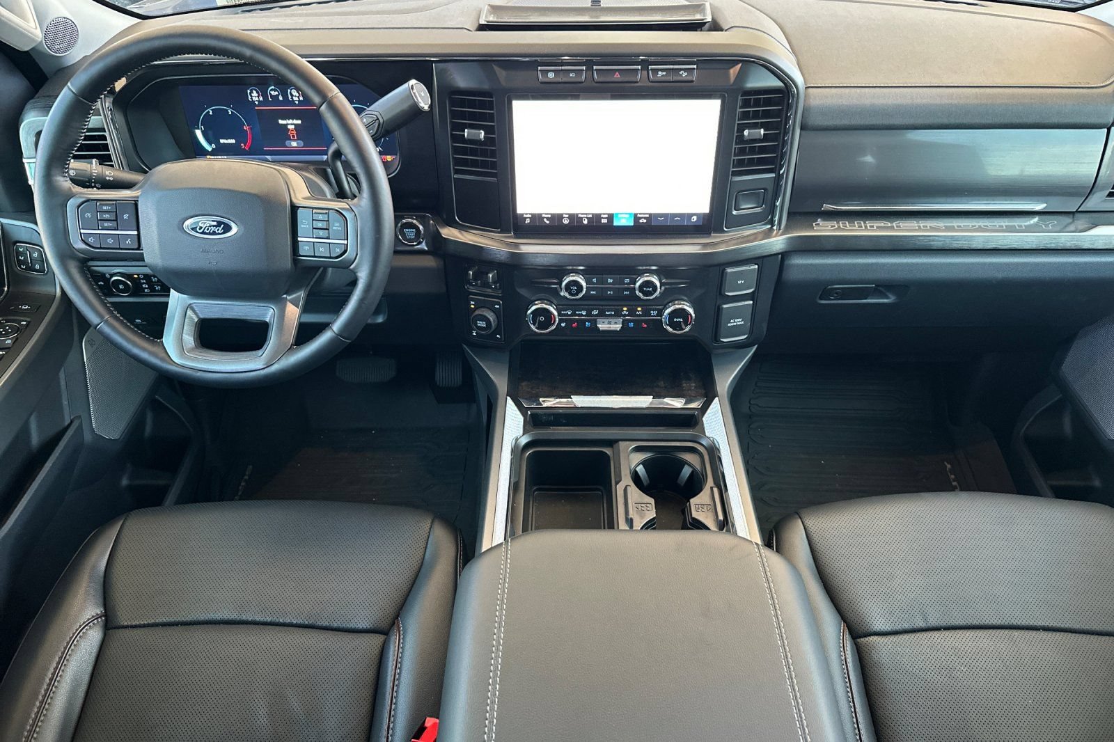 Used 2024 Ford F250 Lariat w/ FX4 Off-Road Package AWD/4WD image 16