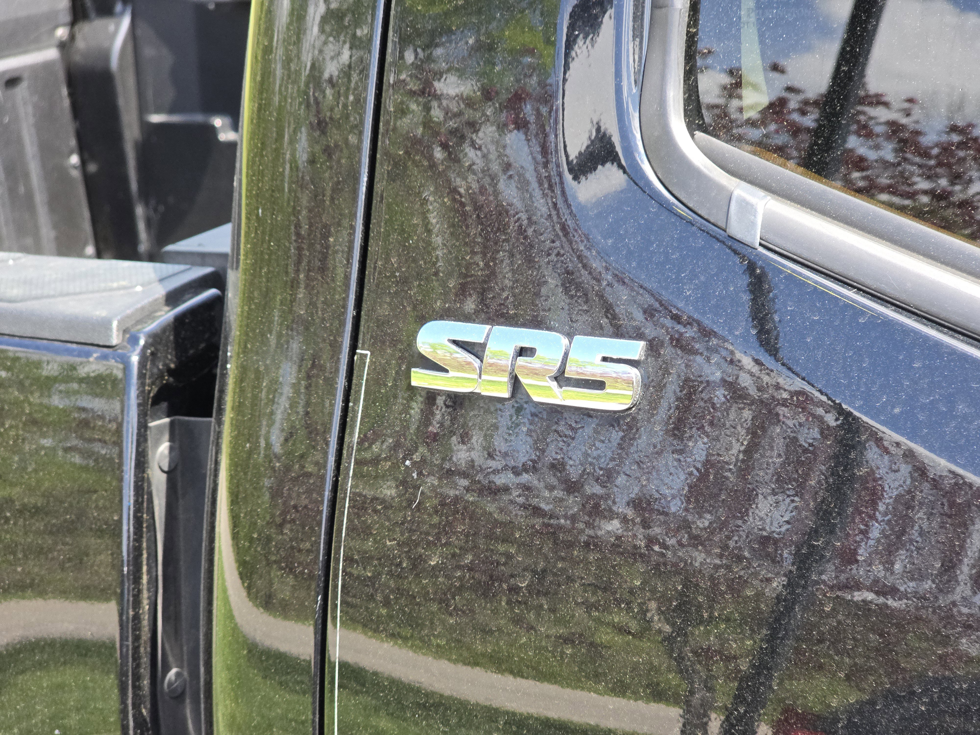 Used 2019 Toyota Tacoma SR5 image 3