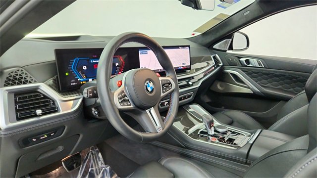 Used 2025 BMW X6 M Competition w/ Executive Package image 18