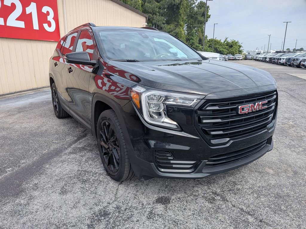 Certified 2023 GMC Terrain SLE w/ Elevation Edition FWD image 6