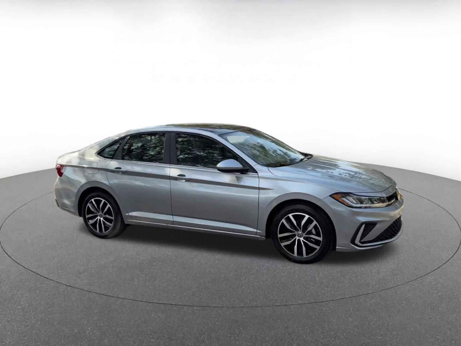 Used 2025 Volkswagen Jetta SE video 2