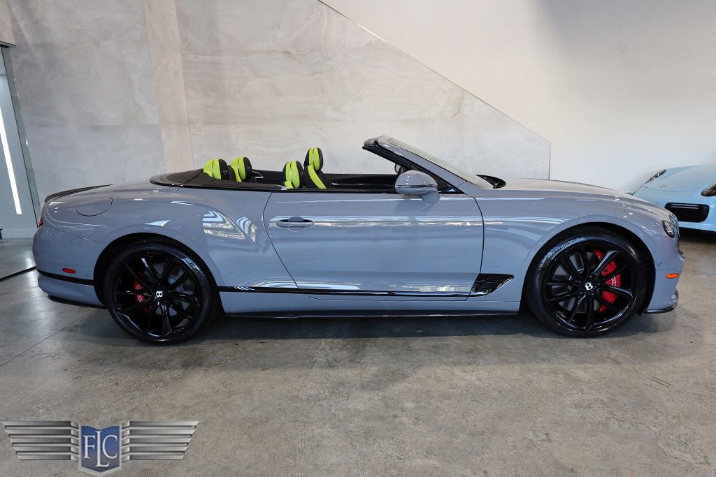Used 2021 Bentley Continental GT image 2