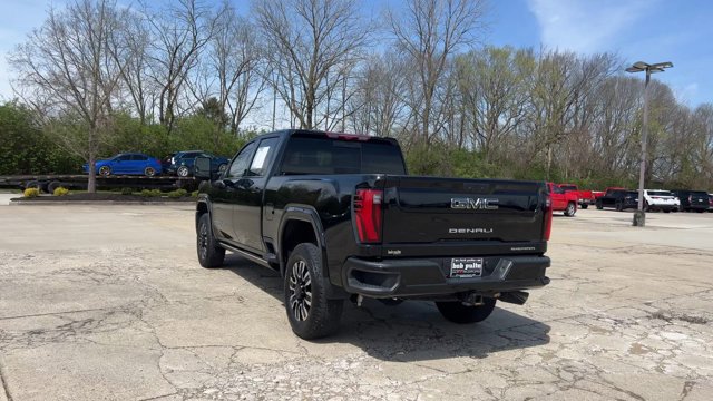 Certified 2025 GMC Sierra 3500 Denali Ultimate AWD/4WD image 7