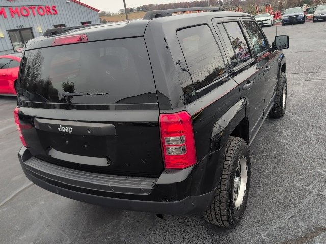 Used 2013 Jeep Patriot Sport image 8