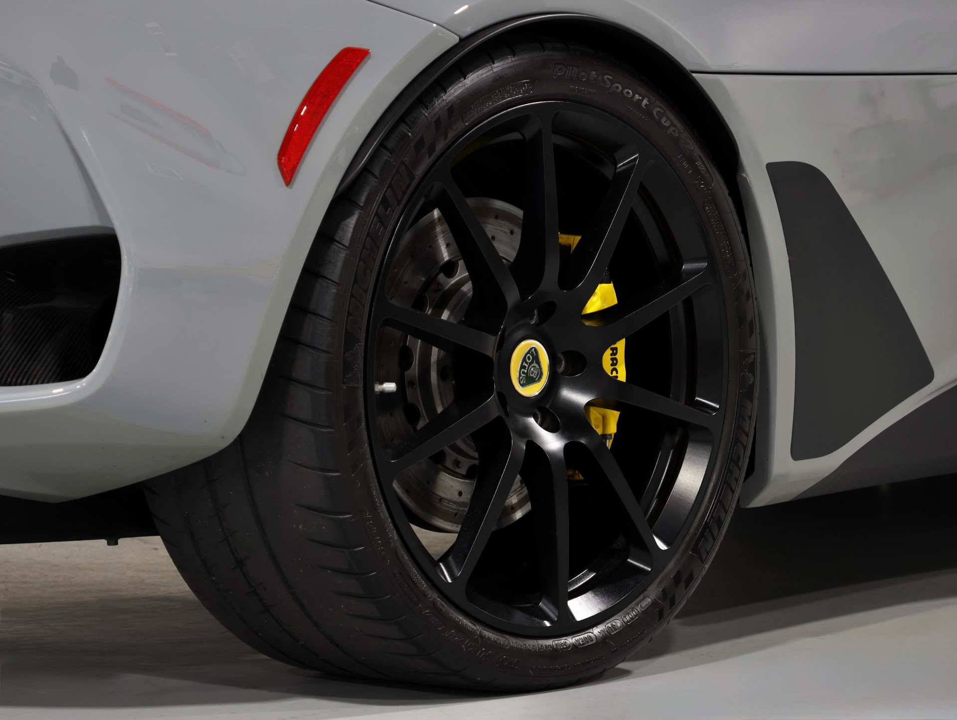 Used 2020 Lotus Evora RWD image 47