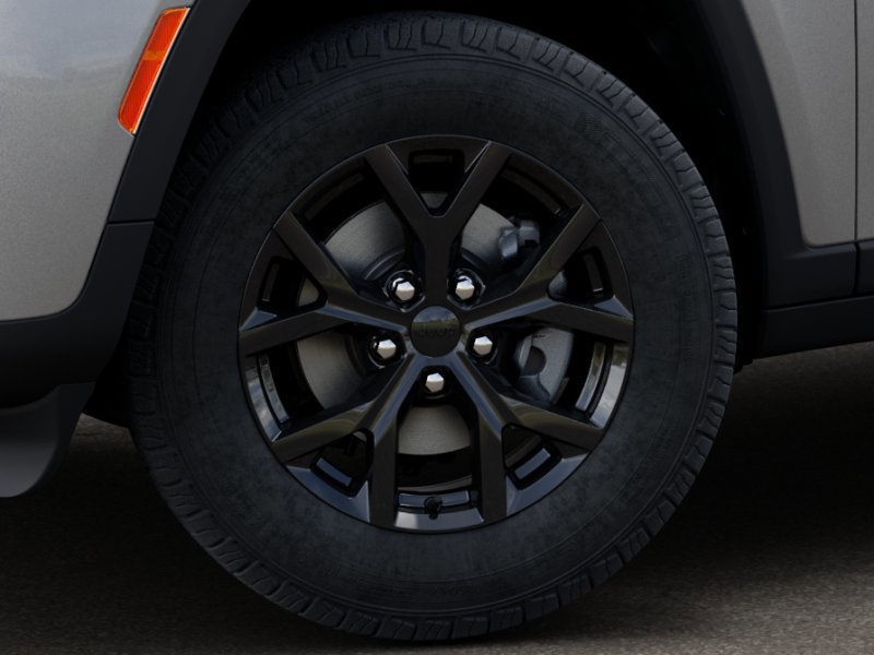 New 2026 Jeep Grand Cherokee Altitude AWD/4WD image 8
