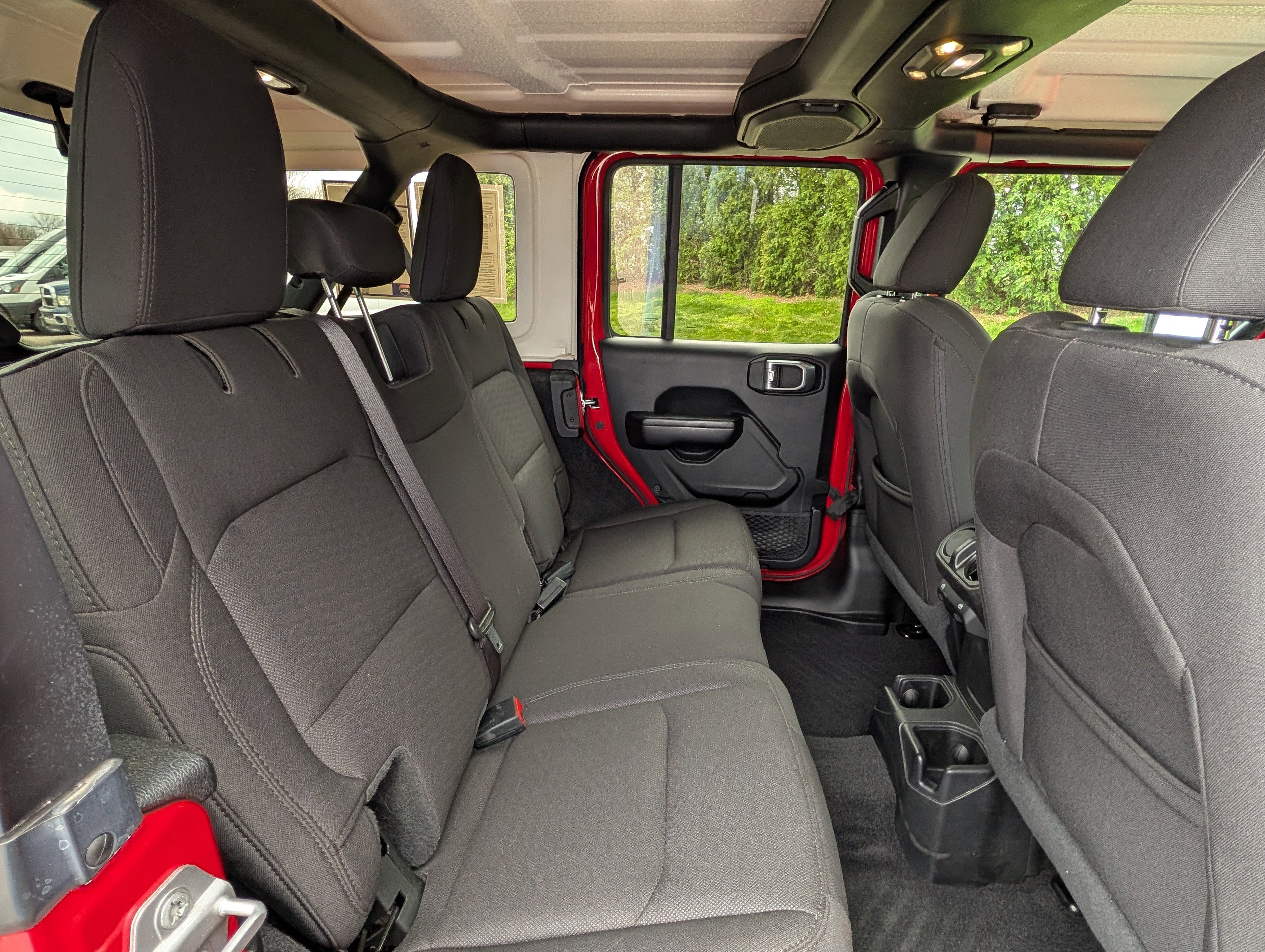 Used 2020 Jeep Wrangler Unlimited Sport S AWD/4WD image 28