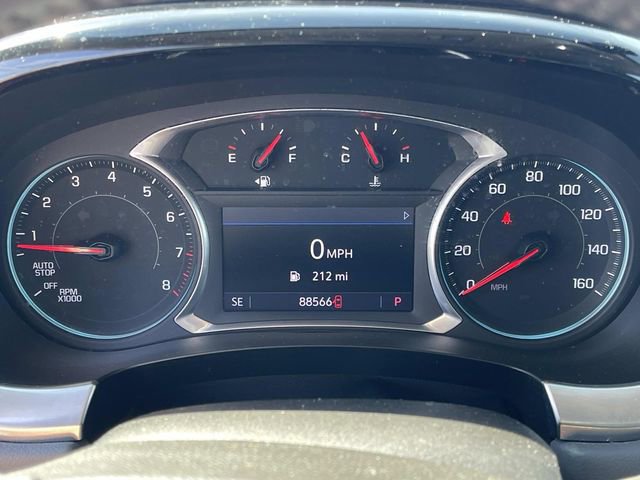 Used 2020 Chevrolet Traverse LT FWD image 40