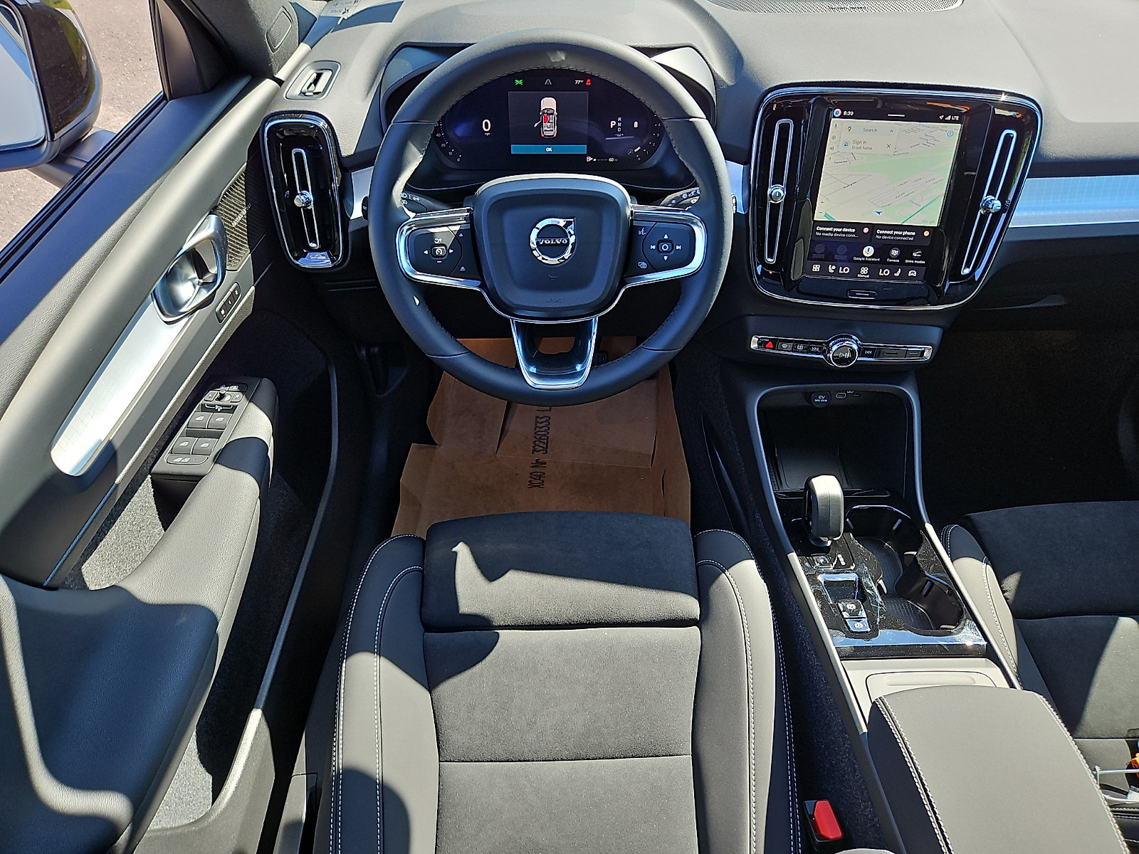 New 2026 Volvo XC40 B5 Ultra w/ Protection Package Premier AWD/4WD image 9